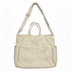 Handbag de Canvas Crema con Strap de Hombro Ajustable y Cierre de Cremallera