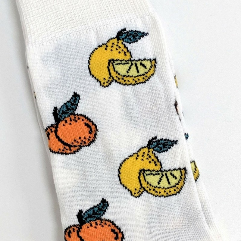 MENS ORANGES AND LEMONS FRUITY WHITE SOCKS UK 6-11 / EUR 39-45/ US 7-12