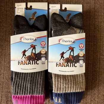 THORLOS OUTDOOR FANATIC Bundle of 2 Unisex Medium Crew Socks Outdoor New